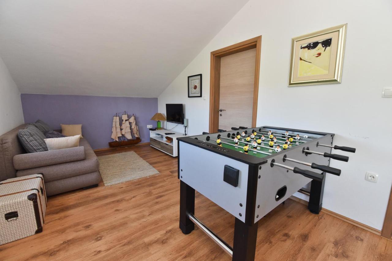 Holiday Home Taras Smilcic Zewnętrze zdjęcie